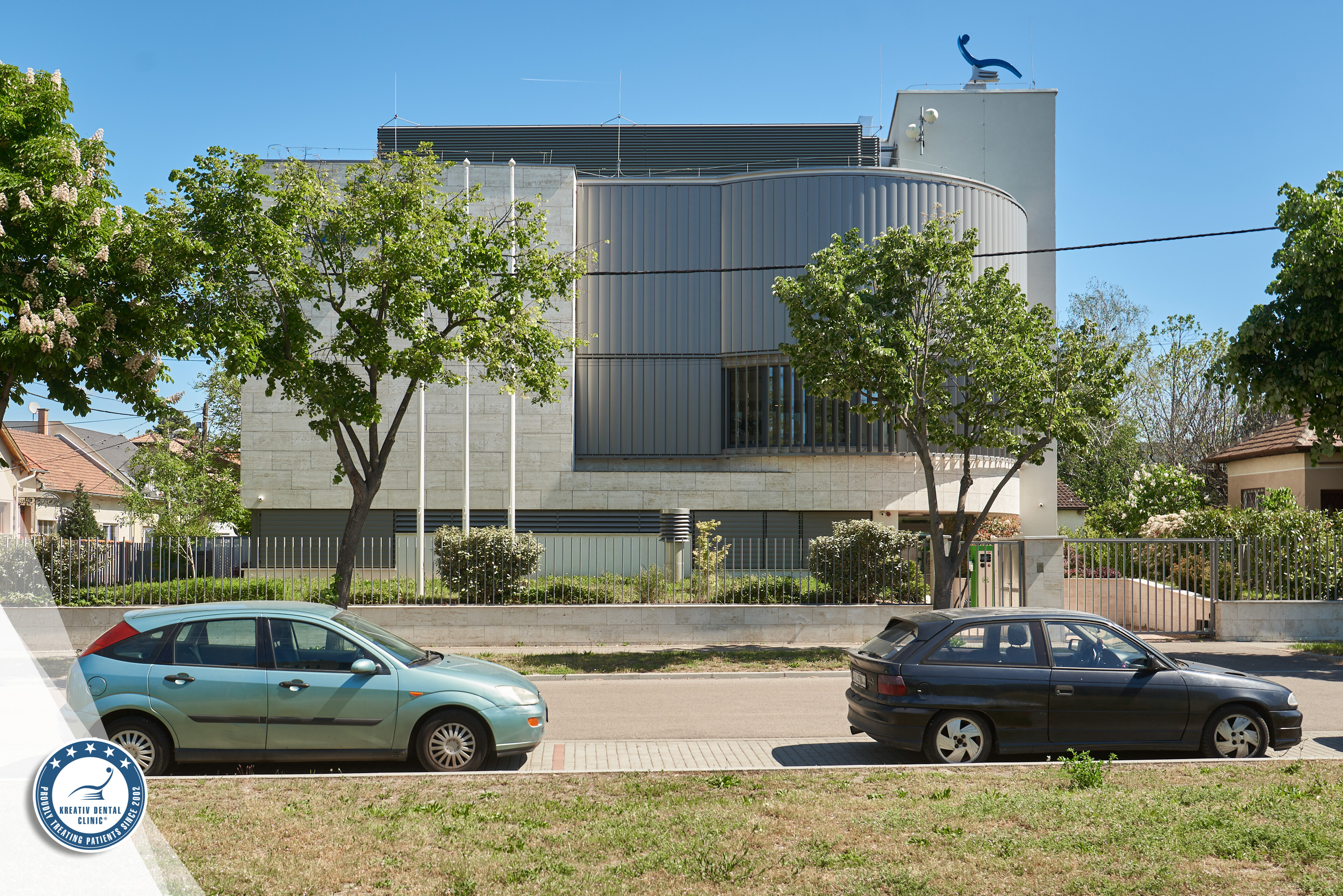 Kreativ Dental épület hátulról